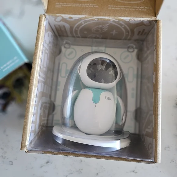 Eilik Desktop Robot - Picture 5 of 12